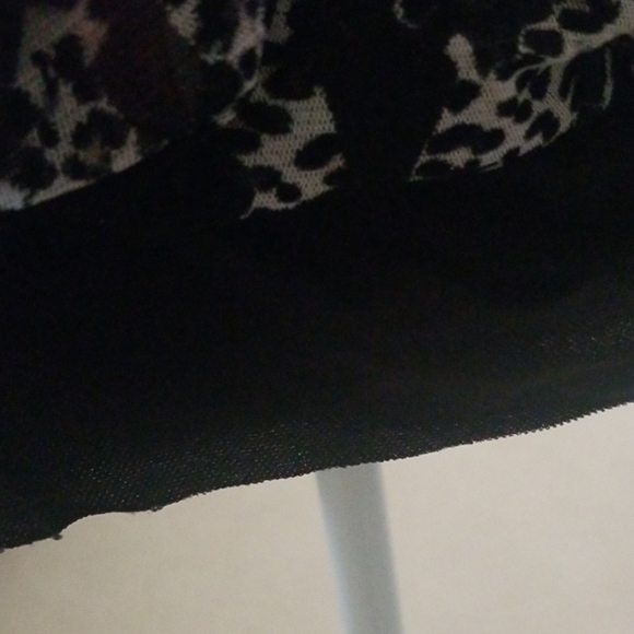 Top - Picture 6 of 6